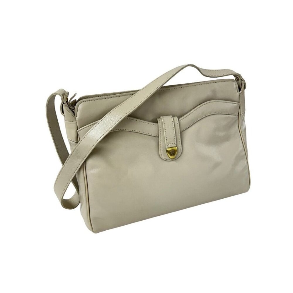 Vintage 1970s Etienne Aigner Beige Leather Shoulderbag Mirror‎ Included